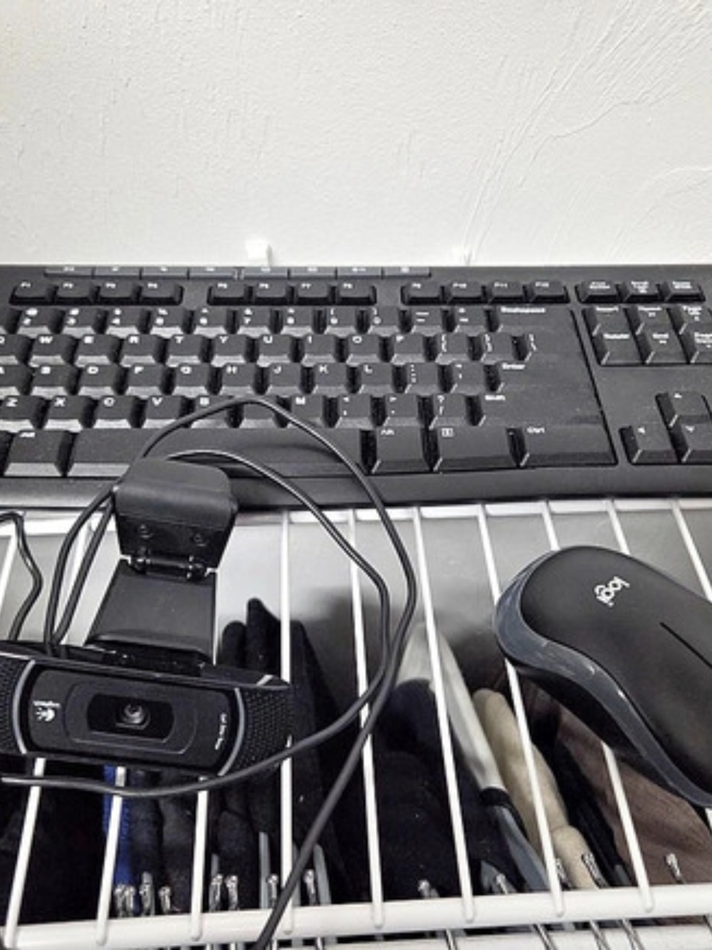 Logitech MK270 Wireless Keyboard and Mouse Combo Black With Webcam